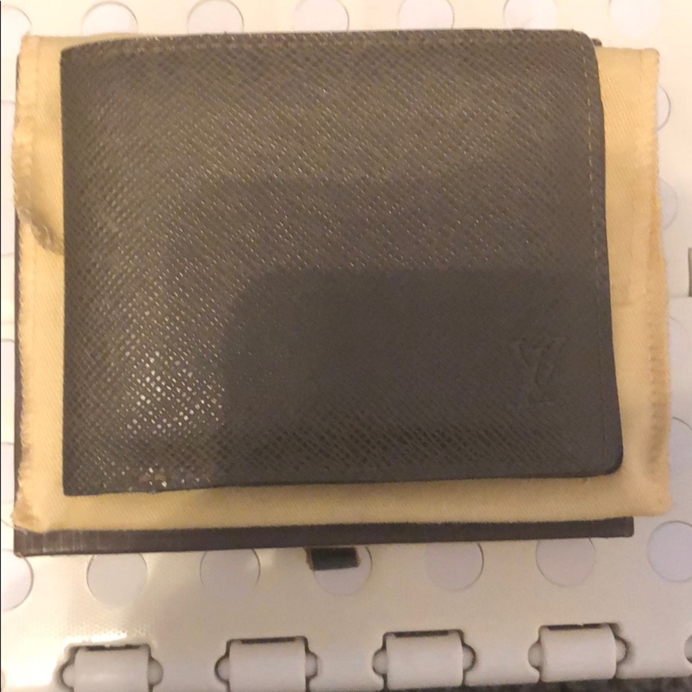 Lv wallet
